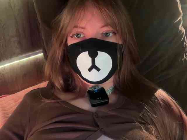 Tvoy_Medvezhenok webcam