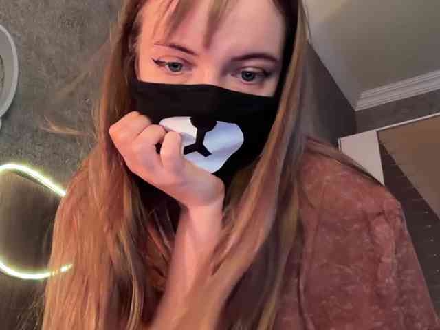 Tvoy_Medvezhenok webcam