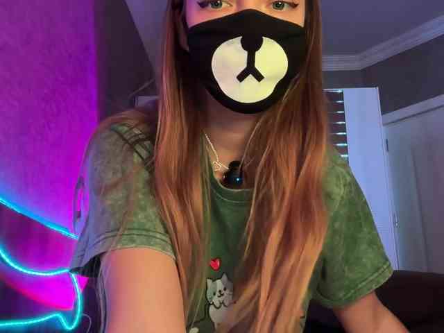 Tvoy_Medvezhenok webcam