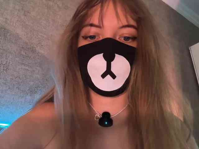 Tvoy_Medvezhenok webcam