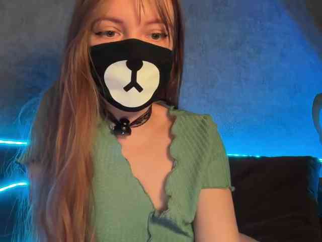 Tvoy_Medvezhenok webcam