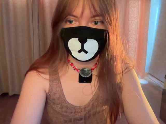Tvoy_Medvezhenok webcam