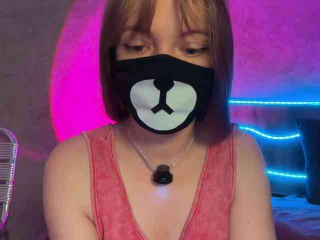 Tvoy_Medvezhenok webcam