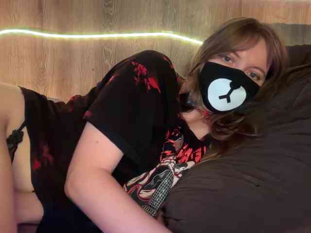 Tvoy_Medvezhenok webcam