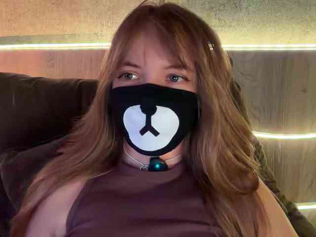 Tvoy_Medvezhenok webcam