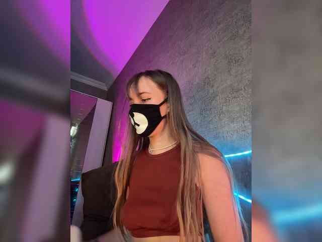 -Summer- Sex Cam Show