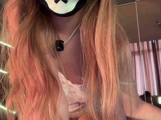 Tvoy_Medvezhenok webcam