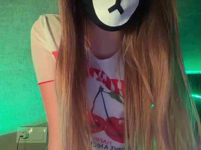 Tvoy_Medvezhenok webcam