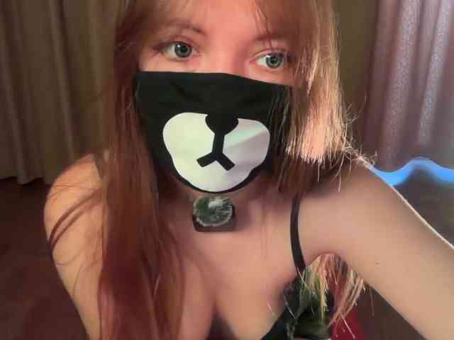 Tvoy_Medvezhenok webcam