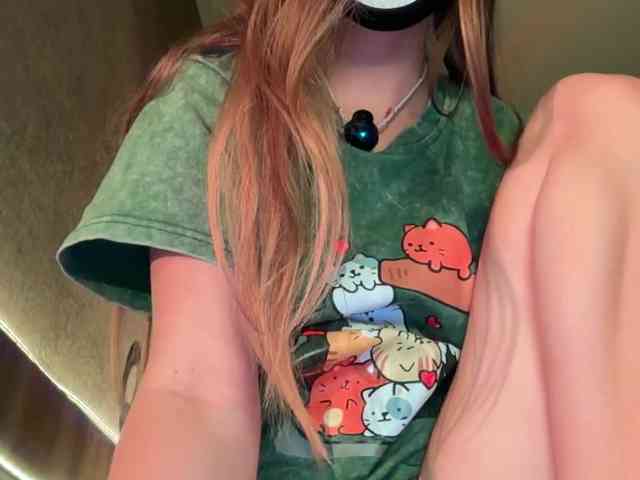 Tvoy_Medvezhenok webcam
