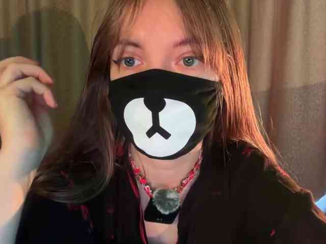 Tvoy_Medvezhenok webcam