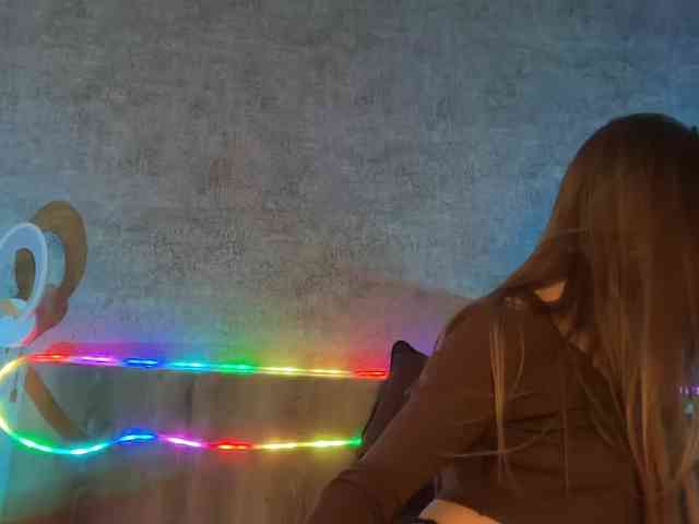 Tvoy_Medvezhenok webcam