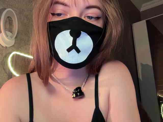 Tvoy_Medvezhenok webcam