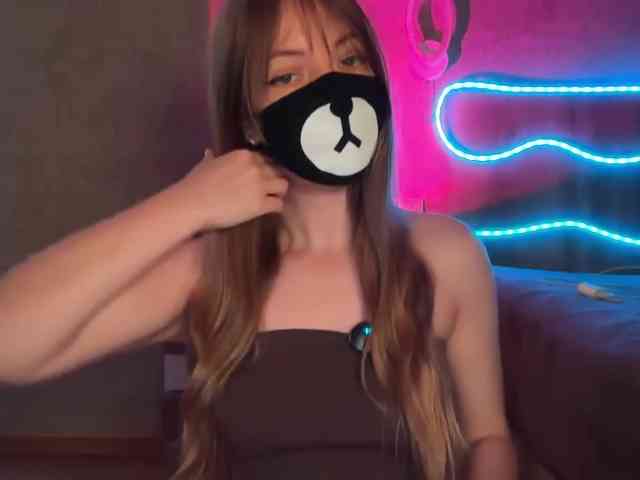 Tvoy_Medvezhenok webcam