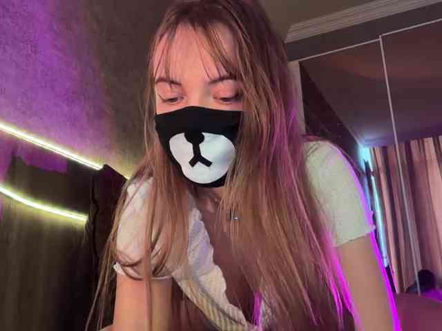 Tvoy_Medvezhenok webcam
