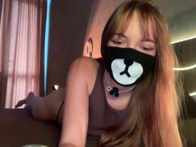 Tvoy_Medvezhenok webcam