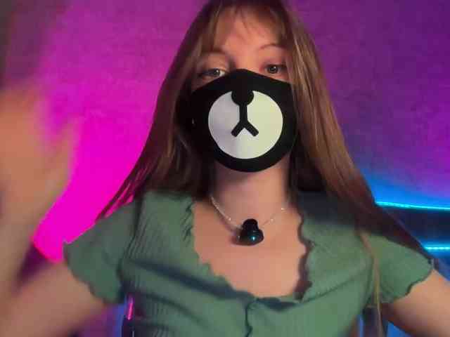 Tvoy_Medvezhenok webcam