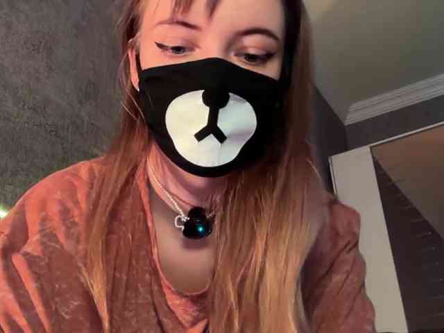 Tvoy_Medvezhenok webcam