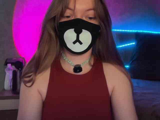 Tvoy_Medvezhenok webcam