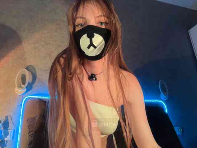 Tvoy_Medvezhenok webcam