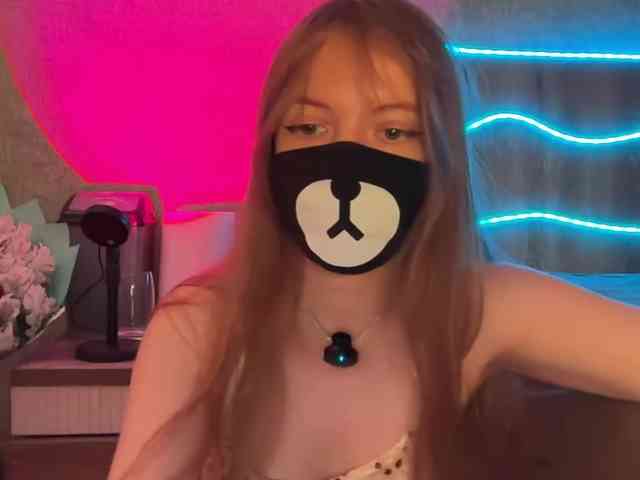 Tvoy_Medvezhenok webcam