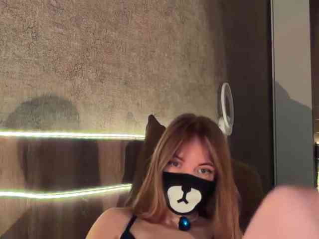 Tvoy_Medvezhenok webcam