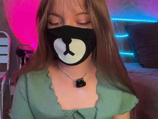 Tvoy_Medvezhenok webcam