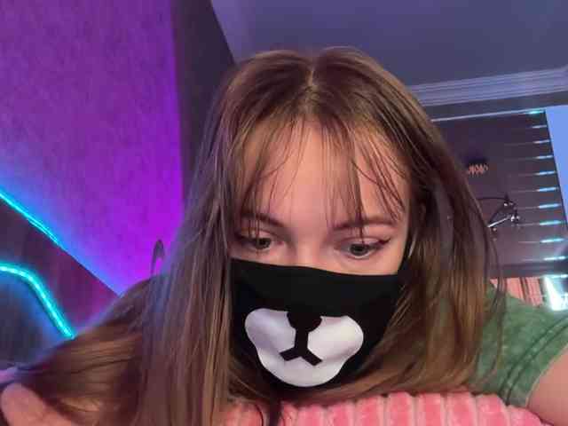 Tvoy_Medvezhenok webcam