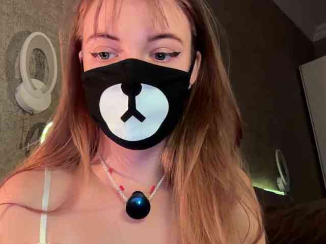 Tvoy_Medvezhenok webcam
