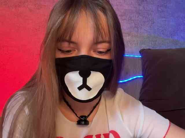 Tvoy_Medvezhenok webcam