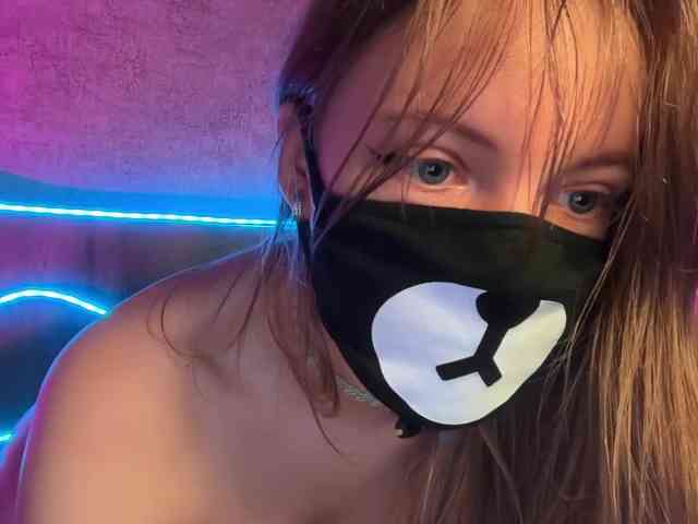 Tvoy_Medvezhenok webcam