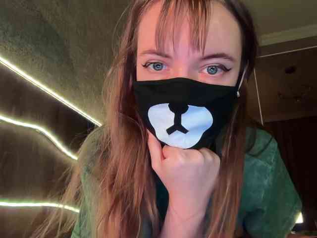 Tvoy_Medvezhenok webcam