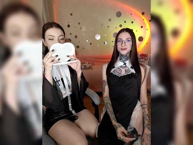 JUSTGIRLS