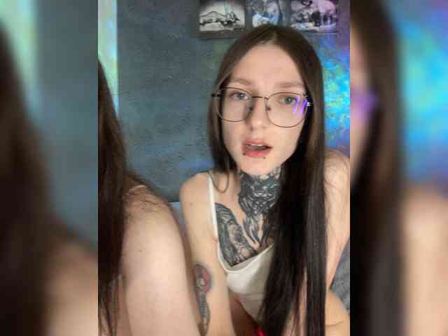 SIBERIANGIRLS webcam