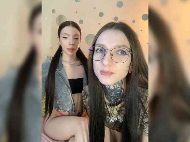 SIBERIANGIRLS webcam