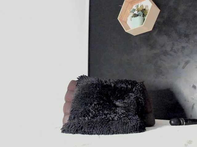 Alesys69's BongaCams show and profile