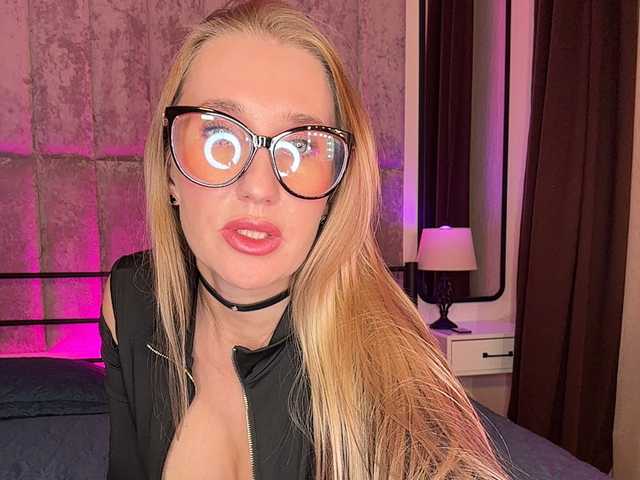  FreyaGreen chat room