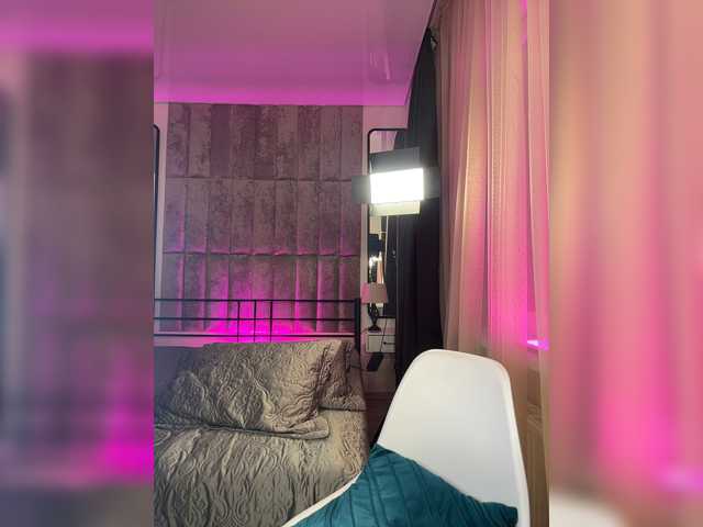 FreyaGreen live cam on BongaCams
