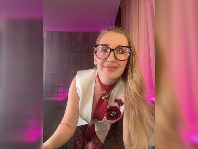 FreyaGreen, en vivo ahora en BongaCams