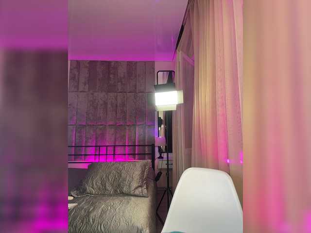 FreyaGreen live cam on BongaCams