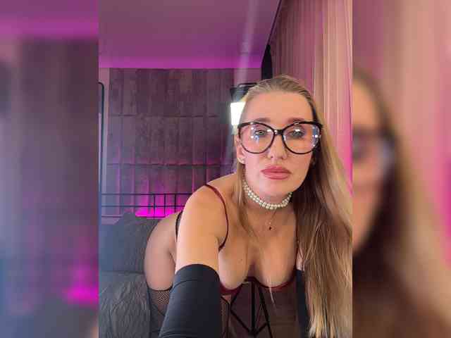 FreyaGreen webcam