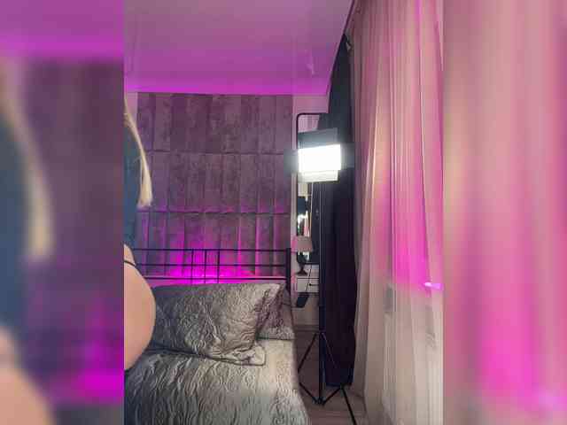 FreyaGreen webcam