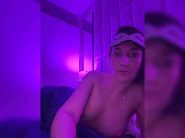FreyaGreen webcam