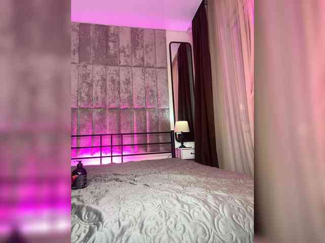 FreyaGreen Sex Cam Show