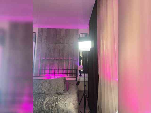 FreyaGreen webcam