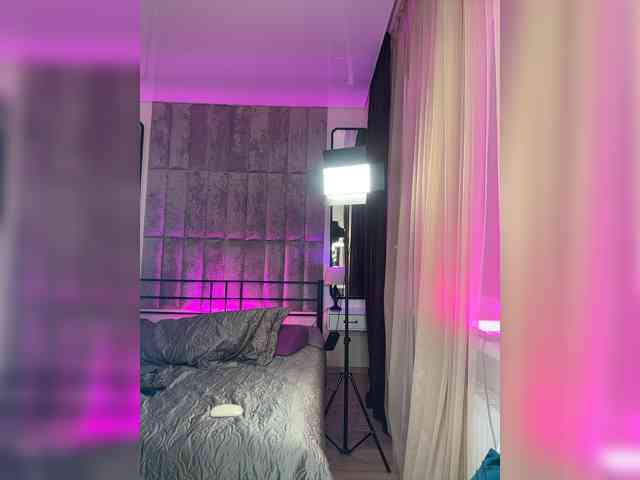 FreyaGreen webcam