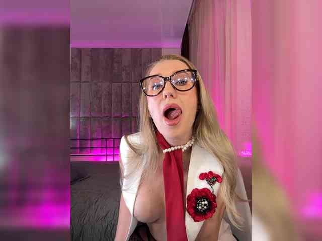FreyaGreen webcam