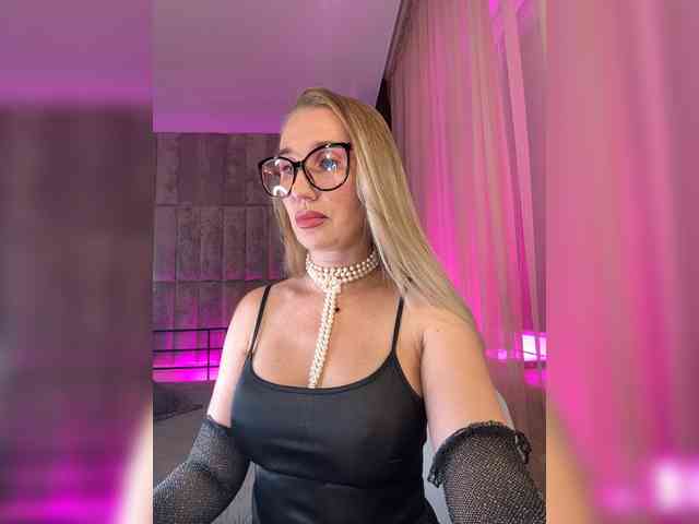 FreyaGreen webcam