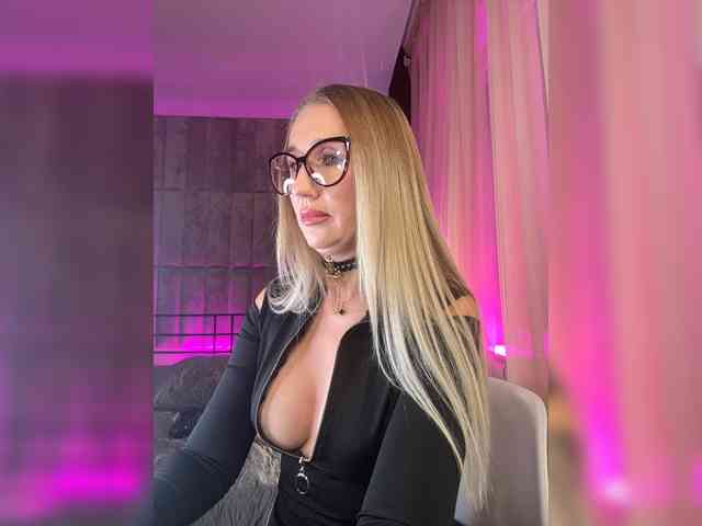 FreyaGreen webcam