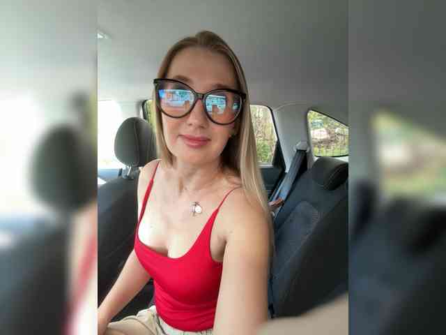 FreyaGreen webcam